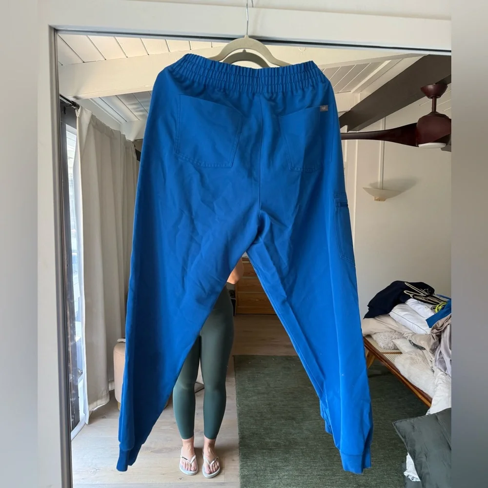 Figs women’s blue high waisted Zamora joggers L